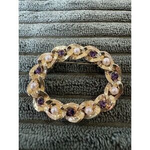 Gerry's Gold Tone Circle‎ Brooch Pin Faux Pearls & Amethyst Rhinestones